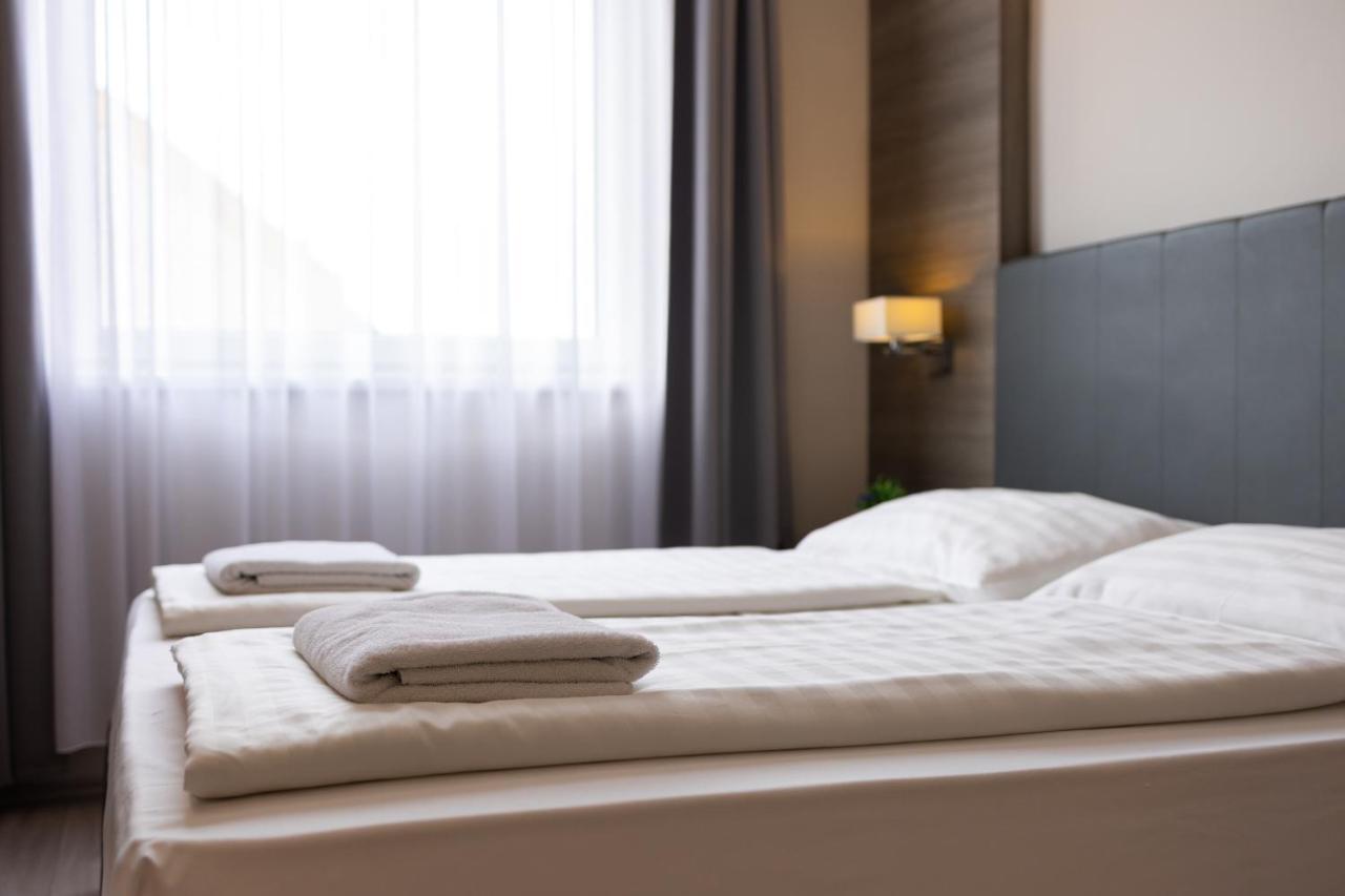 Dabas Hotel Екстериор снимка